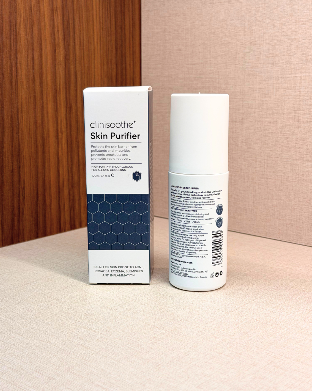 CLINISOOTHE+ Skin Purifier 100 ml – pomirja in ščiti občutljivo kožo – škatla in steklenička izdelka od spredaj | Dr. Fabjan Cosmetics Slovenija – spletna trgovina kozmetike, za katero stoji največja poliklinika v Sloveniji, Estetika Fabjan