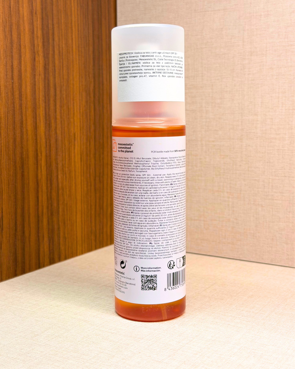 Mesoestetic Mesoprotech Body Antiaging Sun Spray SPF50+ 200 ml – sončni sprej za telo SPF 50+ – zadnja stran stekleničke z informacijami | Dr. Fabjan Cosmetics Slovenija – spletna trgovina kozmetike, za katero stoji največja poliklinika v Sloveniji, Estetika Fabjan