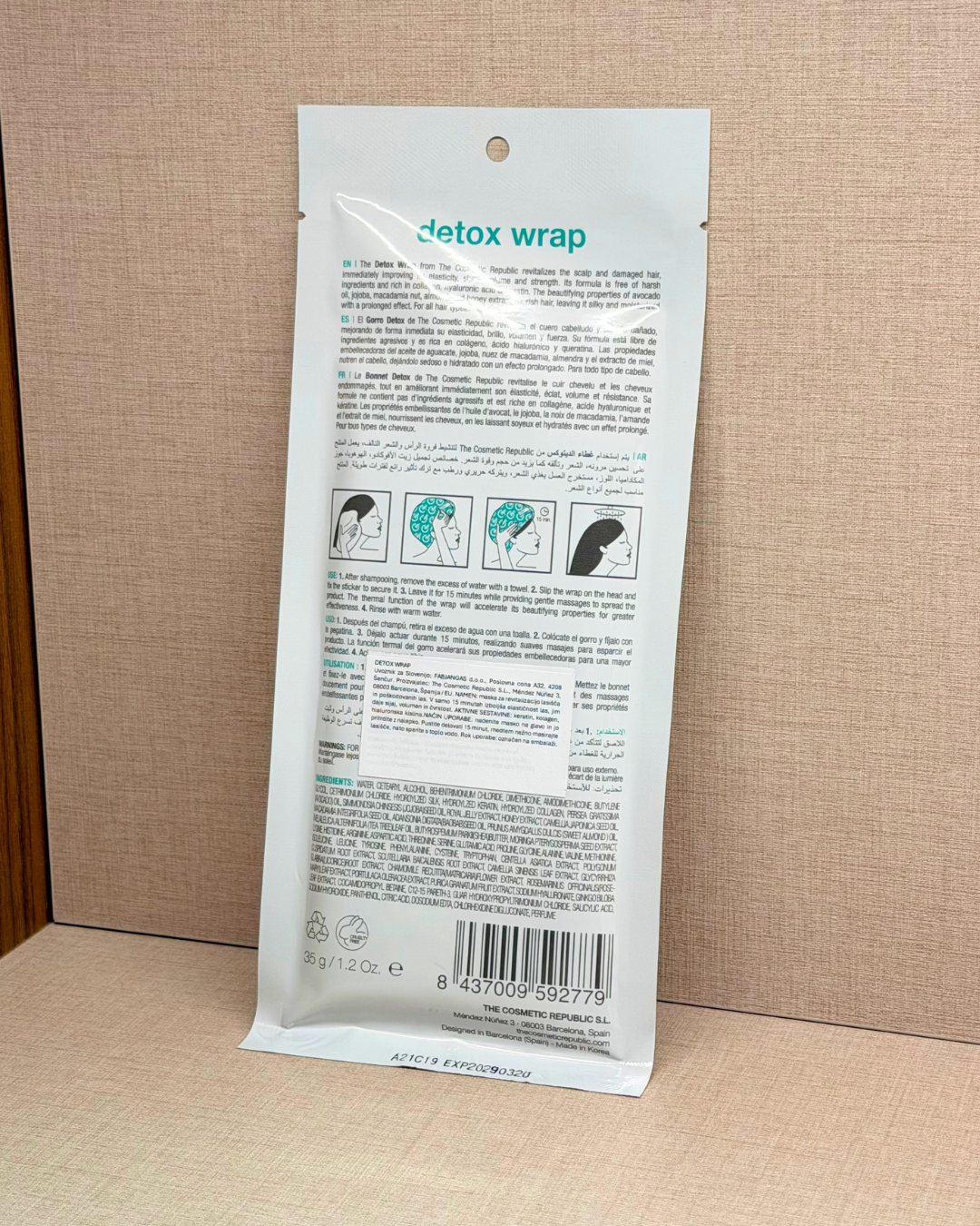 The Cosmetic Republic Detox Wrap – detox kapa, ki revitalizira lase v 15 minutah – zadnja stran embalaže z navodili in sestavinami | Dr. Fabjan Cosmetics Slovenija – spletna trgovina kozmetike, za katero stoji največja poliklinika v Sloveniji, Estetika Fabjan